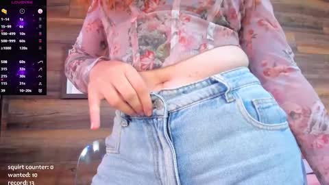 Snapshot of _sugarr3d chatting on 10/28/25, 12:41 _sugarr3d online show from 10/28/25, 12:41