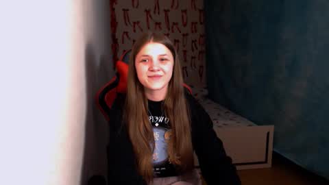 Mari online show from 12/15/25, 03:27