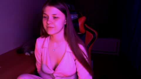 Mari online show from 04/03/26, 05:44