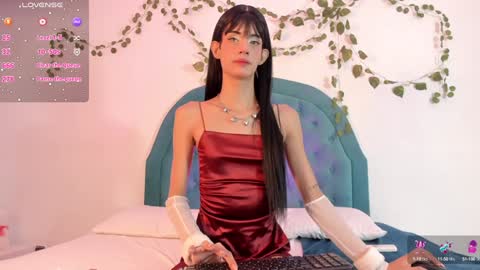 Snapshot of _sweet_jennie chatting on 12/21/24, 01:42 Jennie online show from 12/21/24, 01:42