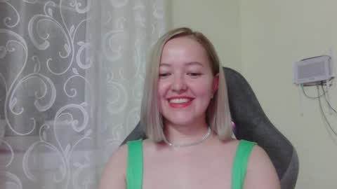 Snapshot of _sweet_smile_ chatting on 09/11/25, 06:41 _sweet_smile_ online show from 09/11/25, 06:41