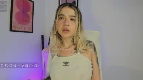 _tammarra_ online show from 04/20/26, 08:10