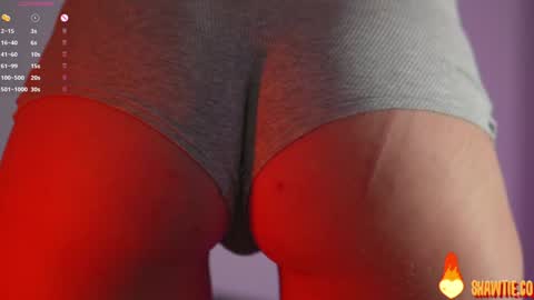 Snapshot of _taylor_swift chatting on 10/12/25, 11:20 Taylor online show from 10/12/25, 11:20