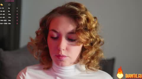 Snapshot of _taylor_swift chatting on 10/26/25, 07:03 Taylor online show from 10/26/25, 07:03