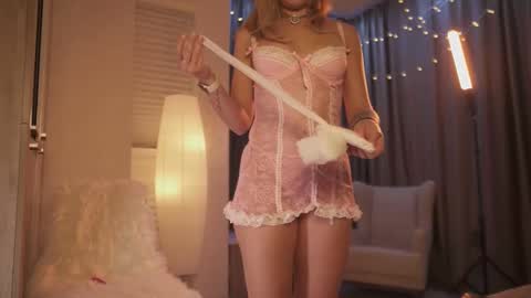 Annie online show from 01/15/26, 02:27