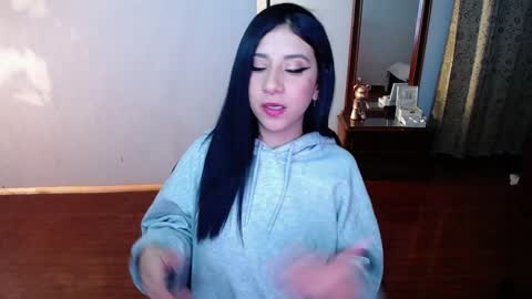 Snapshot of _the_dark_side_of_the_moon_ chatting on 02/02/25, 08:24 _the_dark_side_of_the_moon_ online show from 02/02/25, 08:24