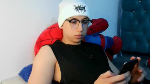 Thomas online show from 03/03/26, 04:07