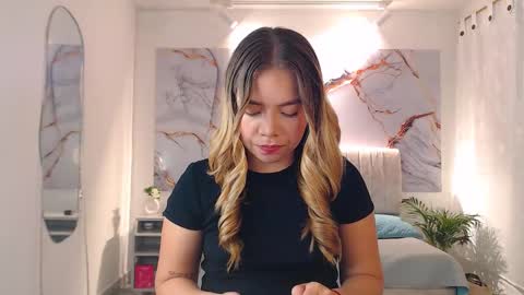 Snapshot of _tiffany1 chatting on 10/26/25, 06:25 _tiffany1 online show from 10/26/25, 06:25