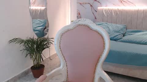 Snapshot of _tiffany1 chatting on 11/15/25, 08:16 _tiffany1 online show from 11/15/25, 08:16