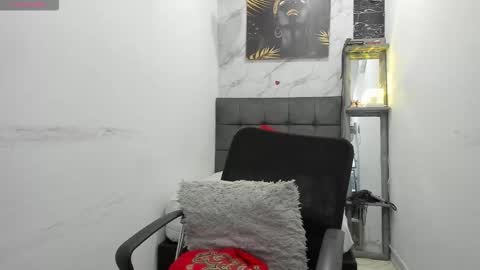 tinny online show from 01/15/26, 12:43