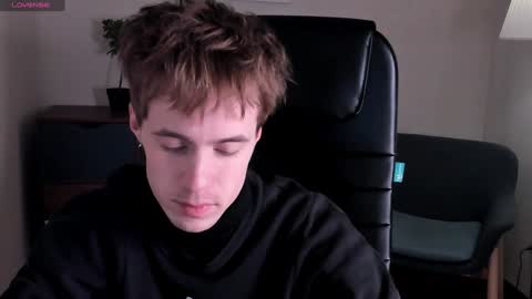 Snapshot of _tokyo_ghoul chatting on 01/03/25, 09:58 _tokyo_ghoul online show from 01/03/25, 09:58