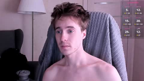 Snapshot of _tokyo_ghoul chatting on 01/08/25, 01:20 _tokyo_ghoul online show from 01/08/25, 01:20