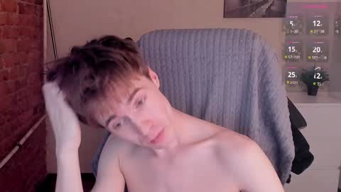 Snapshot of _tokyo_ghoul chatting on 01/17/25, 01:13 _tokyo_ghoul online show from 01/17/25, 01:13