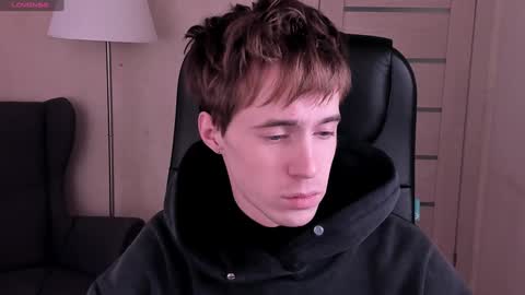 Snapshot of _tokyo_ghoul chatting on 01/25/25, 10:19 _tokyo_ghoul online show from 01/25/25, 10:19