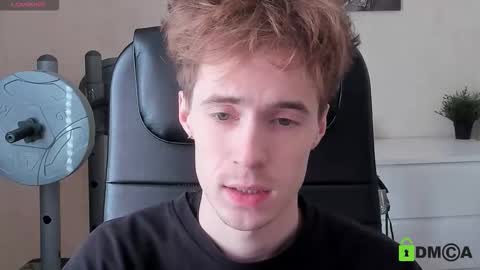 Snapshot of _tokyo_ghoul chatting on 09/28/25, 10:09 _tokyo_ghoul online show from 09/28/25, 10:09