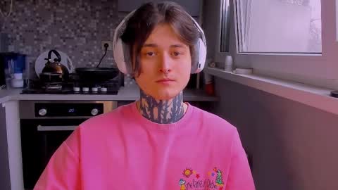 _torfin_ online show from 04/03/26, 10:57