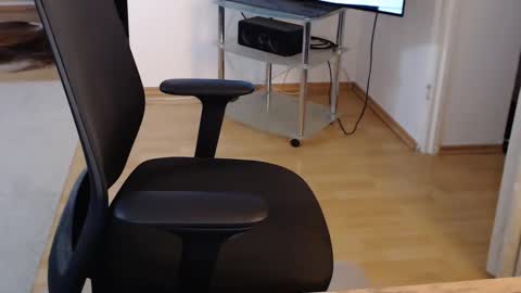 _trythis_ online show from 11/10/25, 09:03