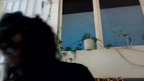 Snapshot of _tutti_frutti_ chatting on 12/15/24, 08:08 _tutti_frutti_ online show from 12/15/24, 08:08