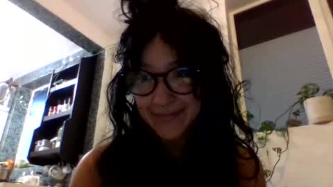 Snapshot of _tutti_frutti_ chatting on 12/16/24, 02:57 _tutti_frutti_ online show from 12/16/24, 02:57