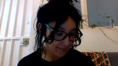Snapshot of _tutti_frutti_ chatting on 12/17/24, 04:56 _tutti_frutti_ online show from 12/17/24, 04:56