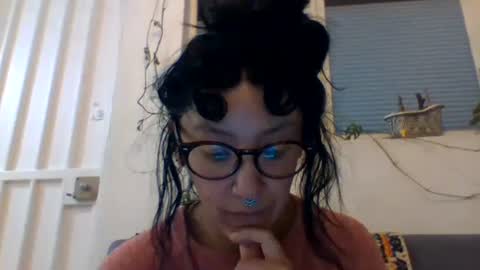 Snapshot of _tutti_frutti_ chatting on 12/24/24, 05:27 _tutti_frutti_ online show from 12/24/24, 05:27