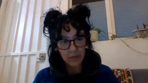 Snapshot of _tutti_frutti_ chatting on 01/08/25, 07:45 _tutti_frutti_ online show from 01/08/25, 07:45