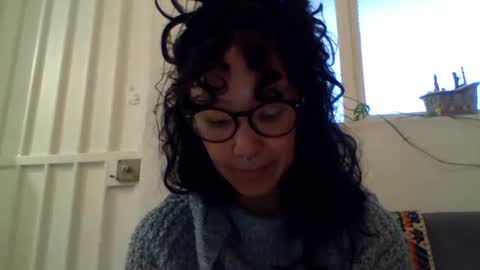Snapshot of _tutti_frutti_ chatting on 01/08/25, 11:52 _tutti_frutti_ online show from 01/08/25, 11:52