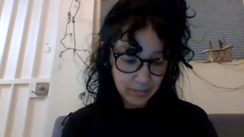 Snapshot of _tutti_frutti_ chatting on 01/10/25, 07:04 _tutti_frutti_ online show from 01/10/25, 07:04