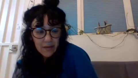Snapshot of _tutti_frutti_ chatting on 01/13/25, 06:38 _tutti_frutti_ online show from 01/13/25, 06:38
