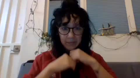 Snapshot of _tutti_frutti_ chatting on 01/16/25, 05:32 _tutti_frutti_ online show from 01/16/25, 05:32