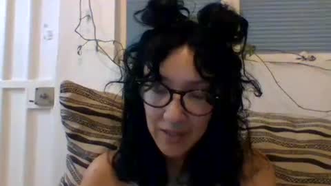 Snapshot of _tutti_frutti_ chatting on 02/02/25, 04:48 _tutti_frutti_ online show from 02/02/25, 04:48