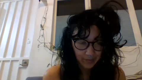 Snapshot of _tutti_frutti_ chatting on 02/04/25, 04:48 _tutti_frutti_ online show from 02/04/25, 04:48