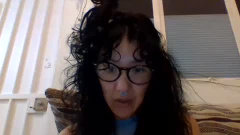 Snapshot of _tutti_frutti_ chatting on 03/01/25, 04:15 _tutti_frutti_ online show from 03/01/25, 04:15