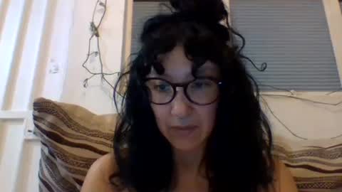 Snapshot of _tutti_frutti_ chatting on 03/07/25, 05:18 _tutti_frutti_ online show from 03/07/25, 05:18