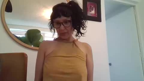 _tutti_frutti_ online show from 04/13/26, 10:48