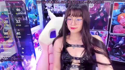 Snapshot of _urcutekitty chatting on 01/29/25, 10:01     online show from 01/29/25, 10:01