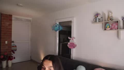 Anastasia Vahos online show from 04/08/26, 05:24