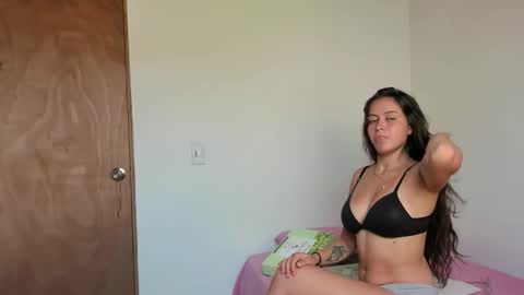 _valentina_69 online show from 11/07/25, 04:29