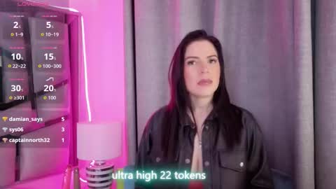 _valeria_saenz_ online show from 03/21/26, 08:19