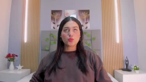 _valerycooper online show from 04/18/26, 11:36