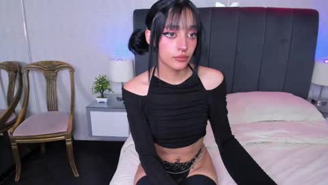 Snapshot of _valuu chatting on 01/21/25, 12:50 Valuu online show from 01/21/25, 12:50