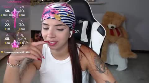 Snapshot of _vane_lopez chatting on 12/07/24, 02:20 vane online show from 12/07/24, 02:20