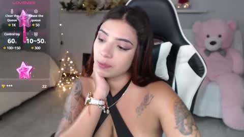 Snapshot of _vane_lopez chatting on 12/13/24, 09:20 vane online show from 12/13/24, 09:20