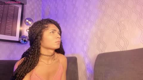 Snapshot of _vennuss_ chatting on 01/12/25, 02:19 Venus online show from 01/12/25, 02:19