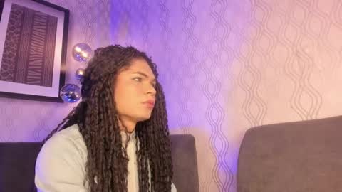 Snapshot of _vennuss_ chatting on 01/13/25, 12:35 Venus online show from 01/13/25, 12:35