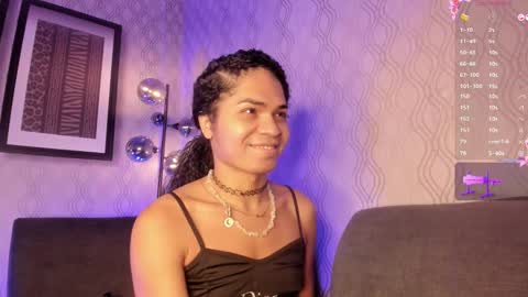 Snapshot of _vennuss_ chatting on 02/05/25, 11:02 Venus online show from 02/05/25, 11:02