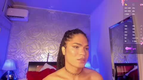 Snapshot of _vennuss_ chatting on 02/24/25, 05:42 Venus online show from 02/24/25, 05:42