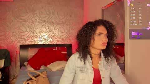 Snapshot of _vennuss_ chatting on 03/12/25, 12:47 Venus online show from 03/12/25, 12:47