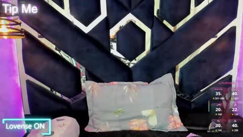   Vermeil   online show from 10/26/25, 05:30