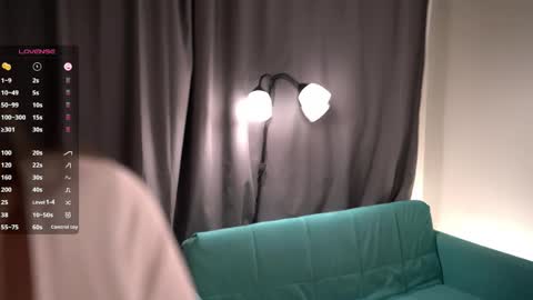 Snapshot of _vi_vi_ chatting on 06/05/26, 06:52 Viola online show from 06/05/26, 06:52